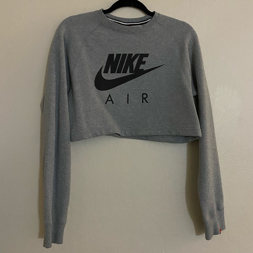 Nike Crop Sweater